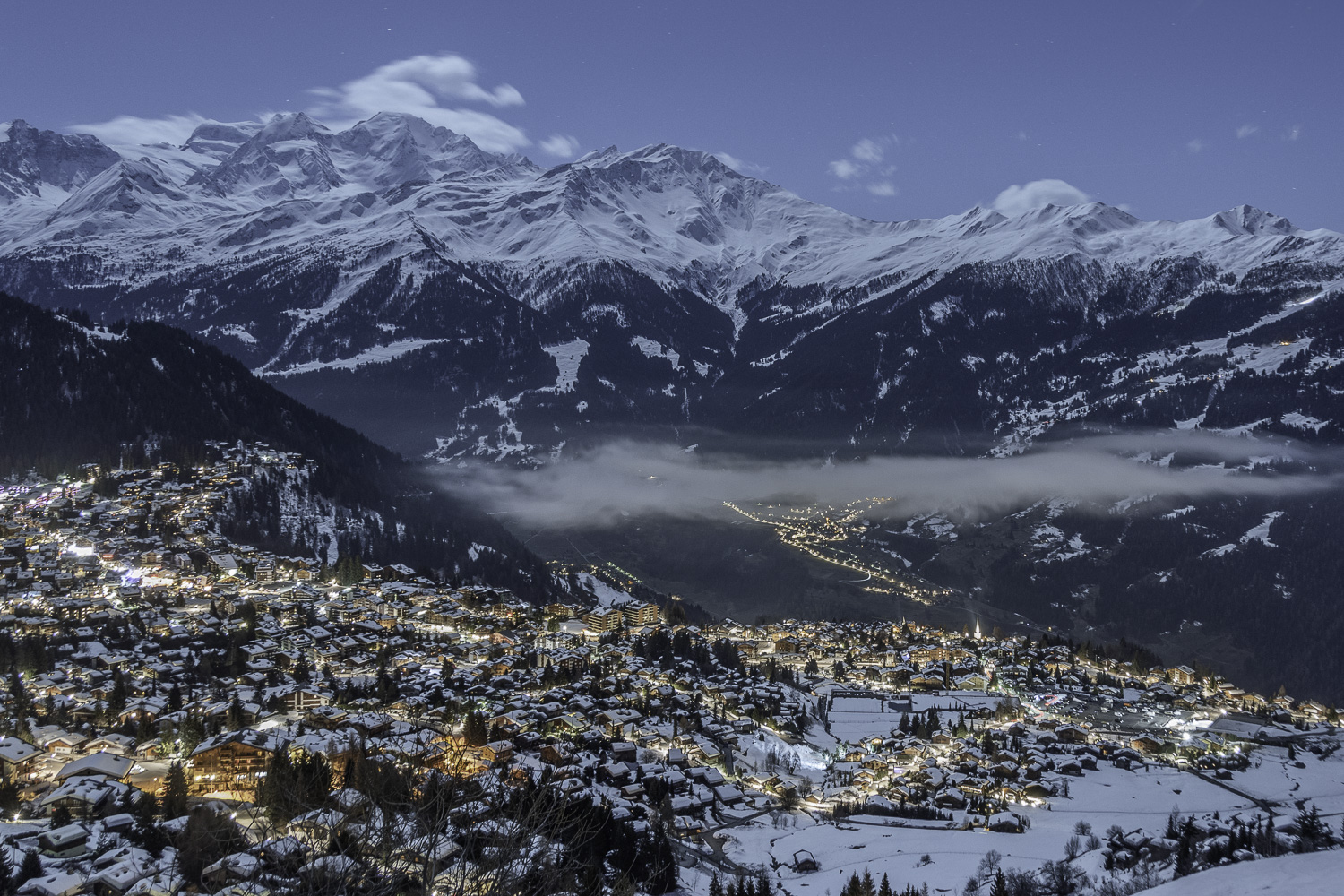 Vallée de Verbier au crépuscule